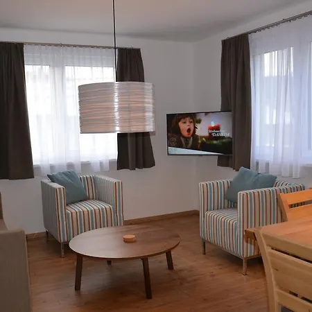 Apartment Haus Van Der Leij Russbach am Pass Gschuett Room photo
