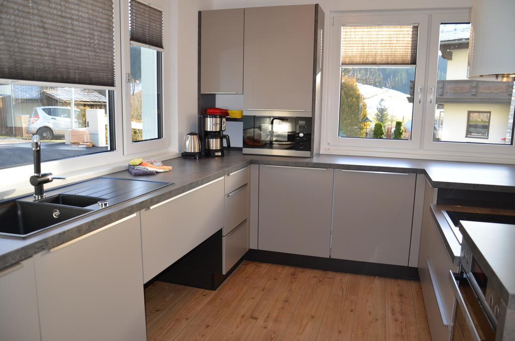 Apartment Haus Van Der Leij Russbach am Pass Gschuett